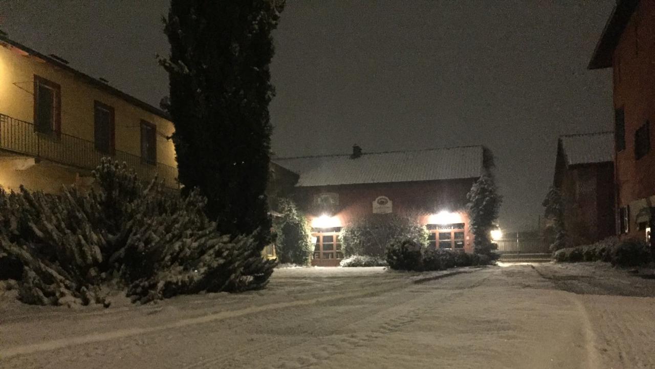 Agriturismo Cascina Maiocca Mediglia Kültér fotó