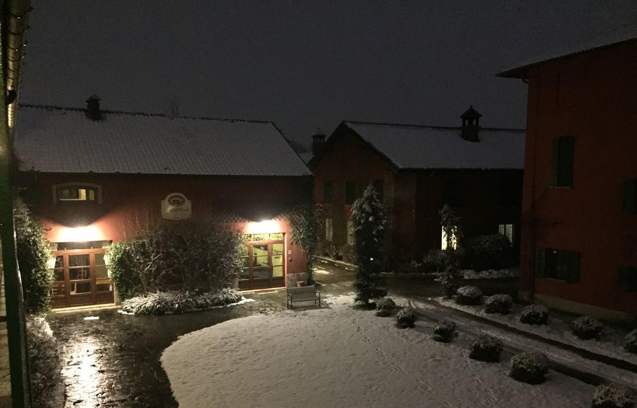 Agriturismo Cascina Maiocca Mediglia Kültér fotó